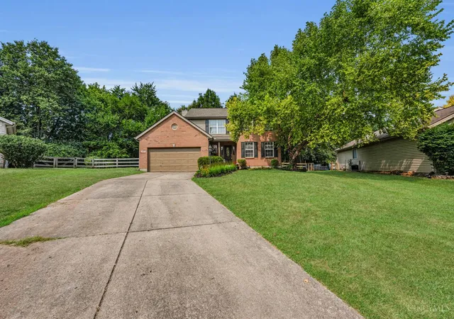 Photo 2 of Single family home for sale at 685 Linn Ct, Monroe, OH 45050 | MLS# 1888324 | Listing updated on 2026-09-15