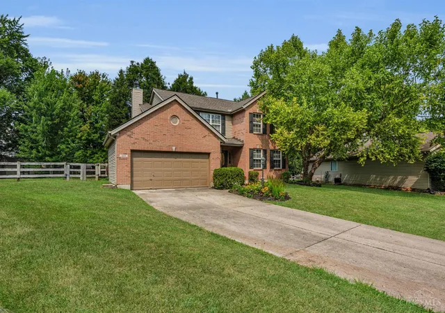 Photo 4 of Single family home for sale at 685 Linn Ct, Monroe, OH 45050 | MLS# 1888324 | Listing updated on 2026-09-15