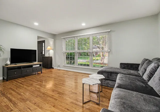 4th image of 10426 Briarcove Ln, Symmes Twp, OH 45242 | MLS# 1888578