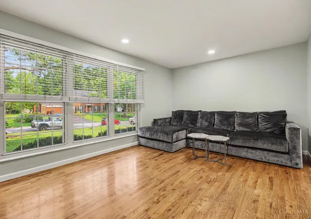 5th image of 10426 Briarcove Ln, Symmes Twp, OH 45242 | MLS# 1888578