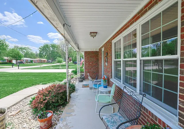 3rd image of 113 Lynnview Dr, Mason, OH 45040 | MLS# 1888613