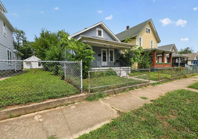 2nd image of 1507 Lawn Ave, Middletown, OH 45044 | MLS# 1888339