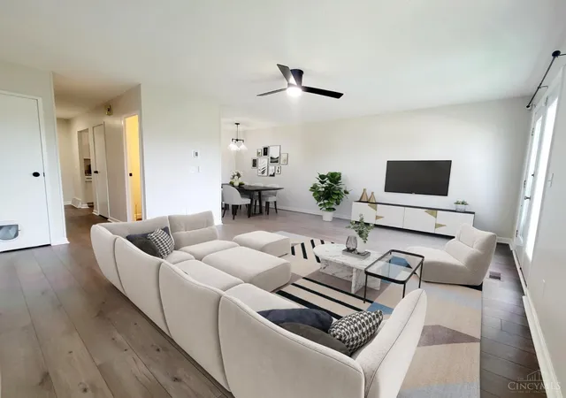 Listing Photo 5 - Condo for sale in building located at 5638 Springdale Rd, Cincinnati, OH 45251 - Unit #6