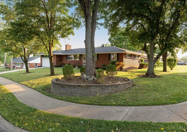 2nd image of 459 Glenview Dr, Lebanon, OH 45036 | MLS# 1888608
