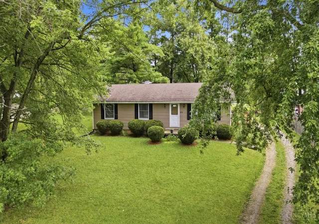 1st image of 25 Shield Dr, Eaton, OH 45320 | MLS# 1888651