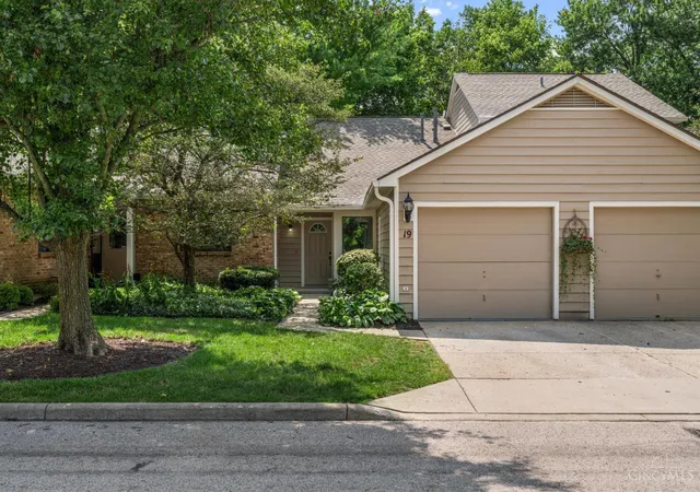 Photo 1 of Townhouse for sale at 19 Evergreen Cir, Wyoming, OH 45215 | MLS# 1888232 | Listing updated on 2026-08-25