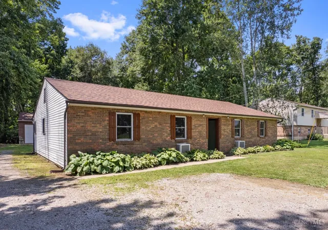 Photo 3 of Sale Pending at 6949 Edenton Pleasant Plain Rd, Wayne Twp, OH 45162 | MLS# 1888510 | Listing updated on 2026-09-17