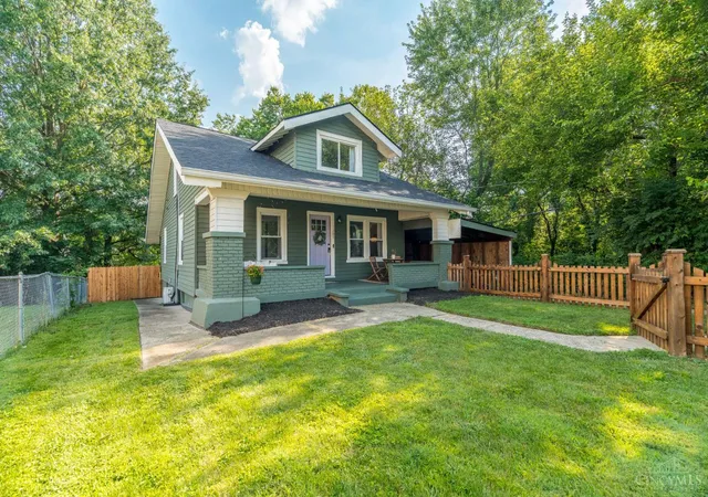 2nd image of 1287 W Galbraith Rd, North College Hill, OH 45231 | MLS# 1888627