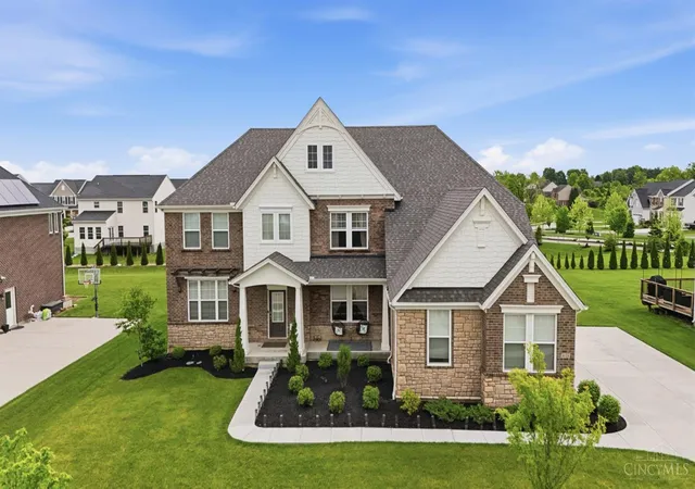 2nd image of 4123 Highland Green Dr, Mason, OH 45040 | MLS# 1888671