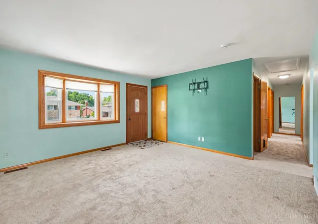 5th image of 5738 Windview Dr, Green Twp, OH 45248 | MLS# 1888465
