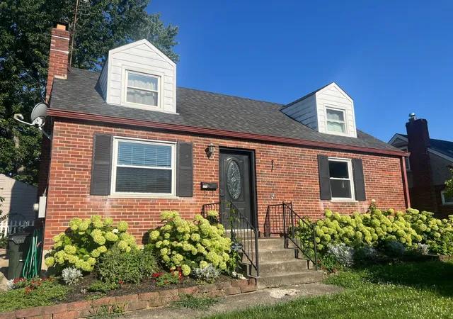 Photo 2 of Single family home for sale at 1719 Sanborn Dr, Reading, OH 45215 | MLS# 1888605 | Listing updated on 2026-08-20
