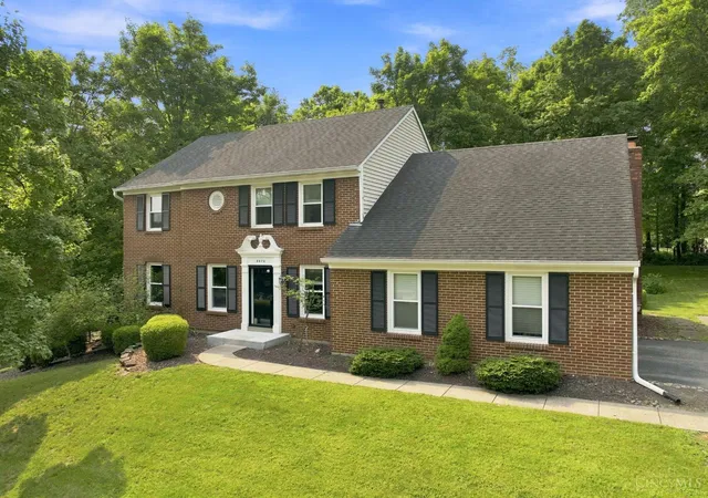 Photo 1 of Single family home for sale at 2678 Royalwoods Ct, Anderson Twp, OH 45244 | MLS# 1888684 | Listing updated on 2026-09-10