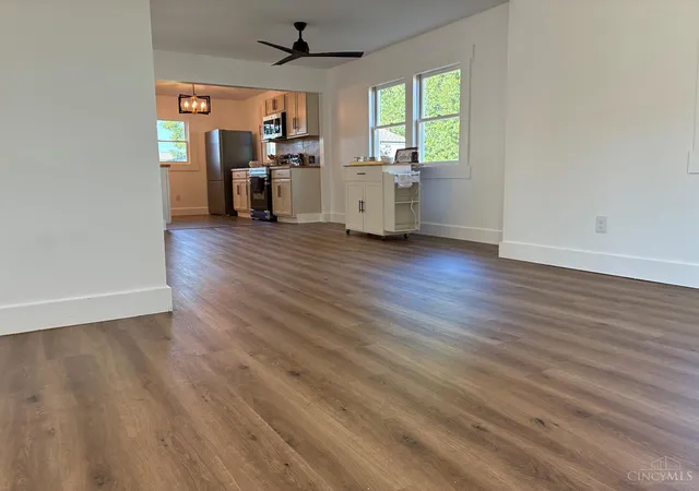4th image of 1108 Lafayette Ave, Middletown, OH 45044 | MLS# 1888702