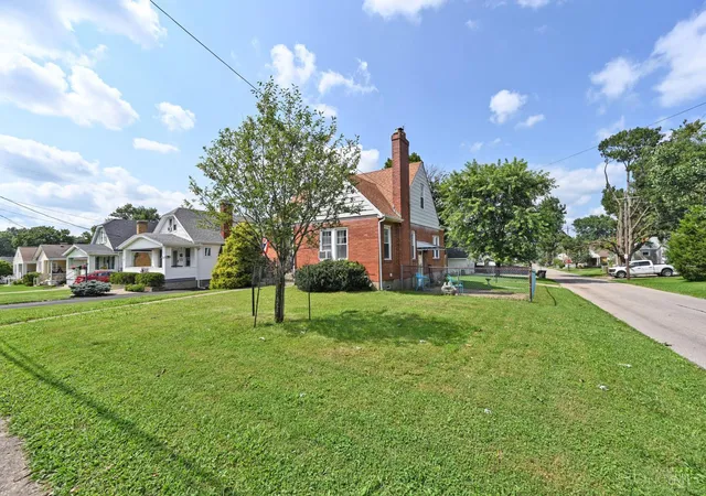 4th image of 3744 Lansdowne Ave, Deer Park, OH 45236 | MLS# 1887213