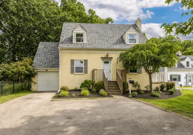 1st image of 7527 Montgomery Rd, Sycamore Twp, OH 45236 | MLS# 1888765