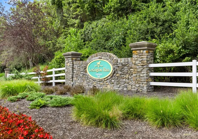 Photo 3 of Sale Pending at 1204 Traditions Turn, Batavia Twp, OH 45103 | MLS# 1888703 | Listing updated on 2026-09-24