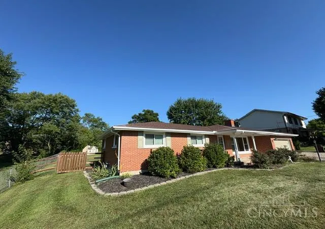 Photo 3 of Single family home for sale at 6249 Liberty Fairfield Rd, Liberty Twp, OH 45011 | MLS# 1888777 | Listing updated on 2026-10-02