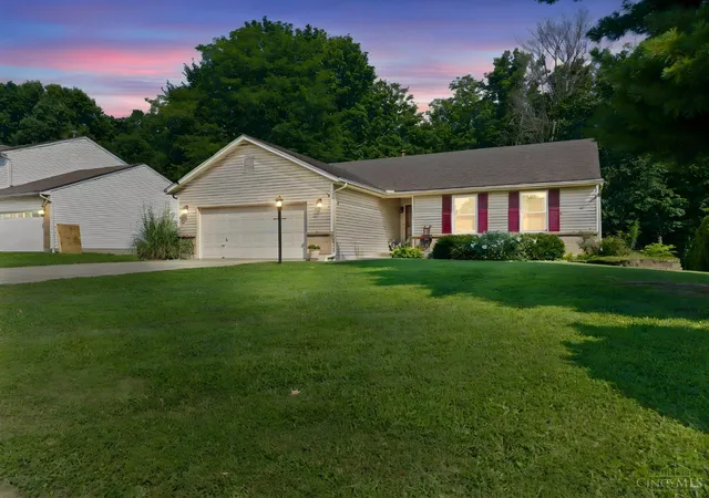 Photo 2 of Single family home for sale at 3923 Little Crk Dr, Batavia Twp, OH 45102 | MLS# 1888779 | Listing updated on 2026-09-23