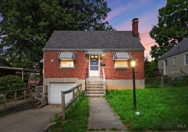 Photo 1 of Single family home for sale at 2945 Royal Glen Dr, Cincinnati, OH 45239 | MLS# 1888648 | Listing updated on 2026-09-28