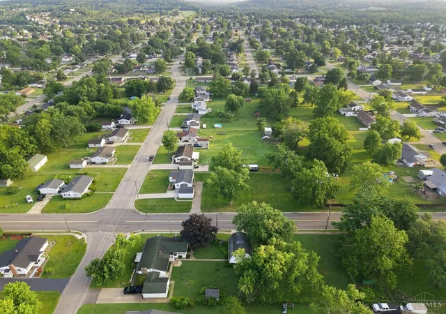 5th image of 400 Brelsford Ave, Trenton, OH 45067 | MLS# 1888802