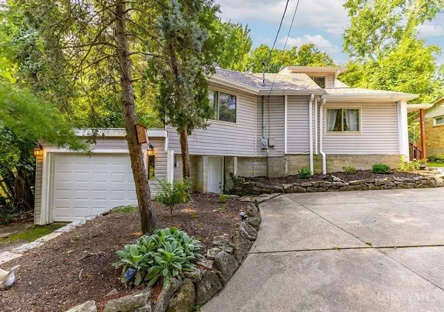 Photo 2 of Single family home for sale at 3953 Kirkup Ave, Cincinnati, OH 45213 | MLS# 1888832 | Listing updated on 2026-08-14