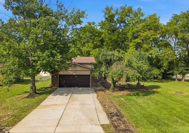 Photo 1 of Sale Pending at 6332 Shannon Dr, Fairfield Twp, OH 45011 | MLS# 1888834 | Listing updated on 2026-08-12