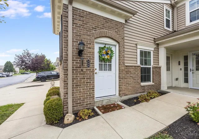 3rd image of 488 Heritage Sq, Harrison, OH 45030 | MLS# 1888691