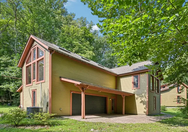 3rd image of 3168 Pond Run Rd, New Richmond, OH 45157 | MLS# 1888575