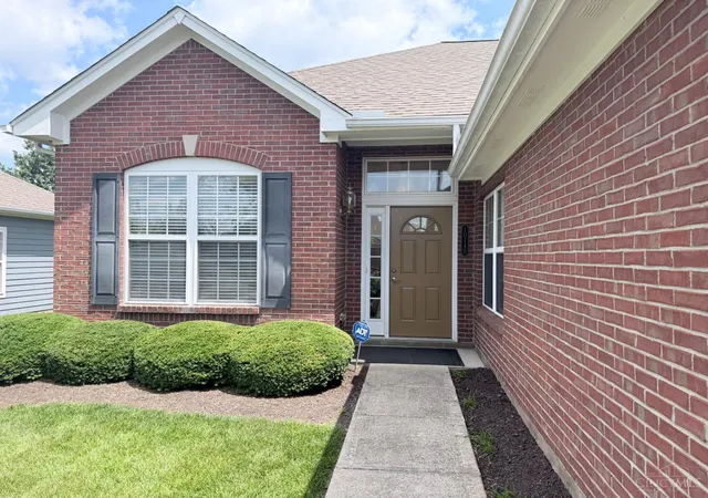 Photo 2 of Single family home for sale at 10140 Sawtry Ln, Washington Twp, OH 45458 | MLS# 1888899 | Listing updated on 2026-09-03