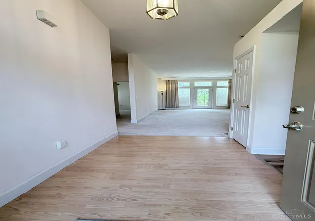 Photo 4 of Single family home for sale at 10140 Sawtry Ln, Washington Twp, OH 45458 | MLS# 1888899 | Listing updated on 2026-09-03