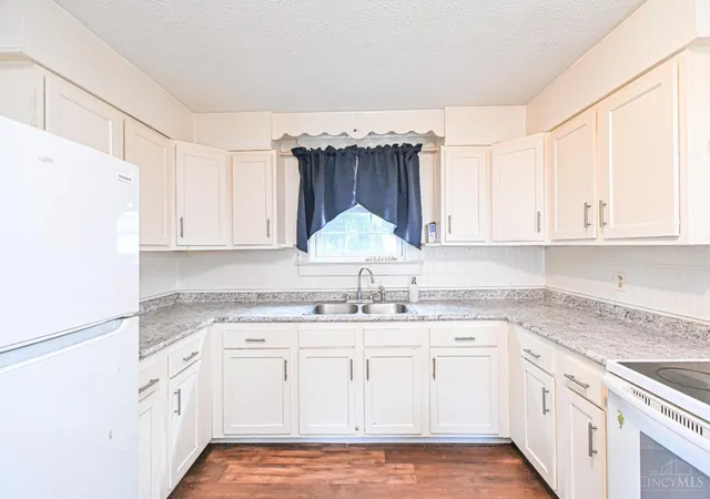 Photo 4 of Sale Pending at 19 W 7th Street, Franklin, OH 45005 | MLS# 1888664 | Listing updated on 2026-08-10