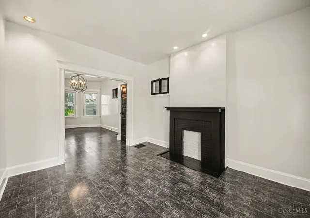 3rd image of 2006 Breen St, Cincinnati, OH 45208 | MLS# 1888791