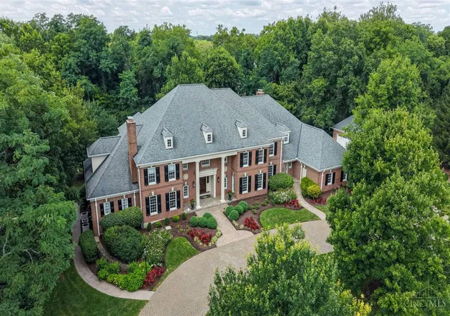 2nd image of 6655 Alberly Ln, Cincinnati, OH 45243 | MLS# 1888419
