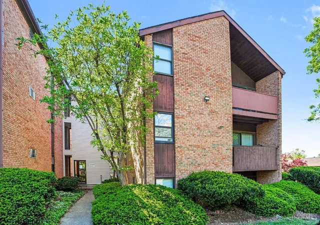 1st image of 4908 Chalet Dr #405, Cincinnati, OH 45217 | MLS# 1888912