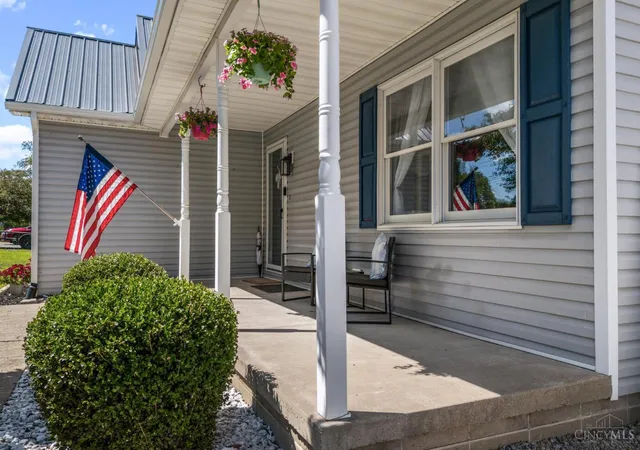 4th image of 6139 Mad River Rd, New Market Twp, OH 45133 | MLS# 1888909