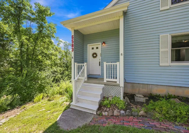 2nd image of 6583 Schweitzerhoff Rd, Cincinnati, OH 45247 | MLS# 1887486