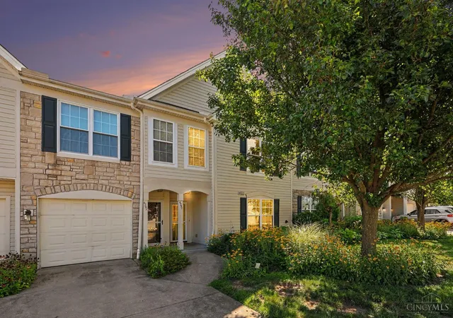 Photo 1 of Sale Pending at 4290 Hickory Park Ln #5E, Batavia Twp, OH 45103 | MLS# 1888915 | Listing updated on 2026-08-26