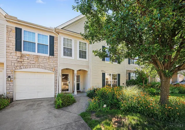 Photo 2 of Sale Pending at 4290 Hickory Park Ln #5E, Batavia Twp, OH 45103 | MLS# 1888915 | Listing updated on 2026-08-26