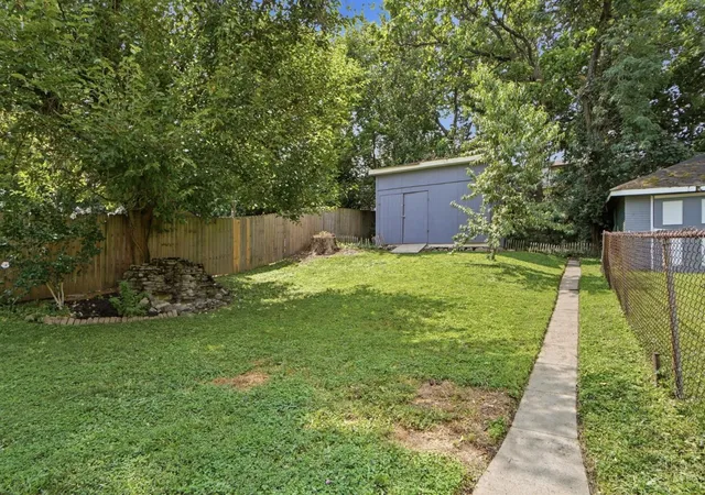 28th image of 2317 Glenside Ave, Norwood, OH 45212 | MLS# 1888933
