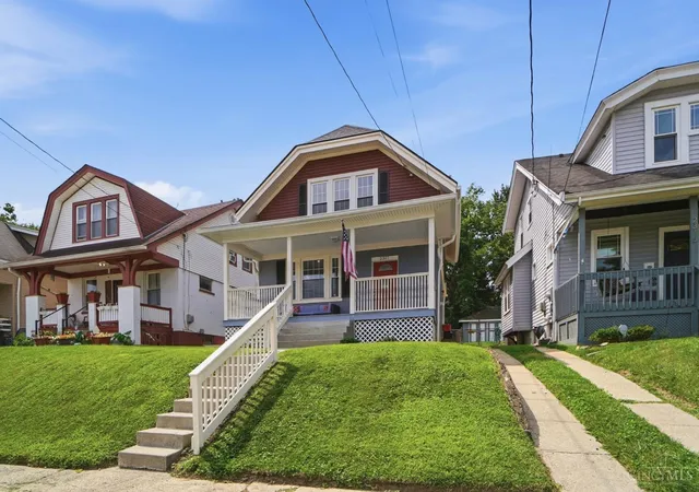 Photo 3 of Sale Pending at 2317 Glenside Ave, Norwood, OH 45212 | MLS# 1888933 | Listing updated on 2026-09-15