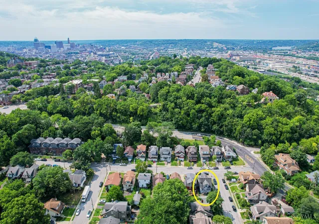Photo 4 of Sale Pending at 644 Clemmer Ave, Cincinnati, OH 45219 | MLS# 1888914 | Listing updated on 2026-09-10