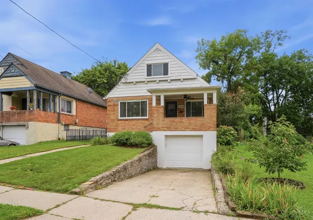 36th image of 2853 Lawndale Ave, Cincinnati, OH 45212 | MLS# 1888649