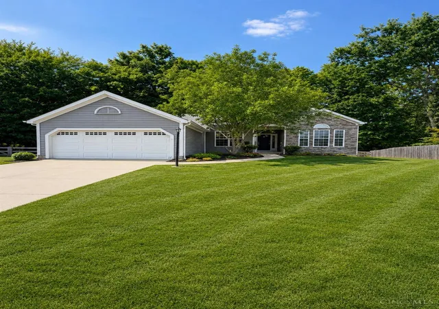 1st image of 1273 Mcguffey Ln, Union Twp, OH 45103 | MLS# 1888730