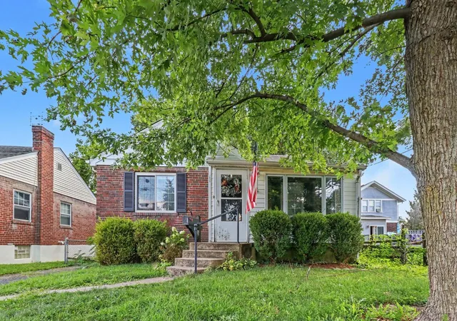 2nd image of 2825 Norwood Ave, Norwood, OH 45212 | MLS# 1888958