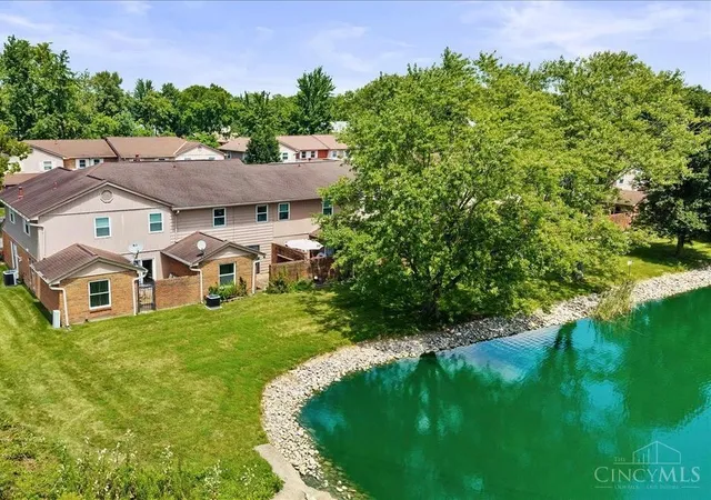 Photo 3 of Condo for sale at 279 Jonathan Ct, Cincinnati, OH 45255 | MLS# 1888965 | Listing updated on 2026-08-20