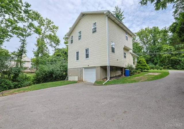 Photo 35 of Sale Pending at 179 Bonham Rd, Wyoming, OH 45215 | MLS# 1888781 | Listing updated on 2026-08-07