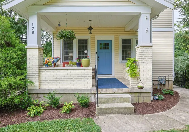 Photo 3 of Sale Pending at 179 Bonham Rd, Wyoming, OH 45215 | MLS# 1888781 | Listing updated on 2026-08-07