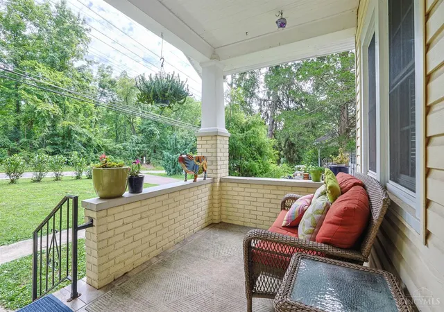 Photo 4 of Sale Pending at 179 Bonham Rd, Wyoming, OH 45215 | MLS# 1888781 | Listing updated on 2026-08-07