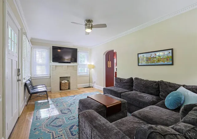 Photo 5 of Sale Pending at 179 Bonham Rd, Wyoming, OH 45215 | MLS# 1888781 | Listing updated on 2026-08-07