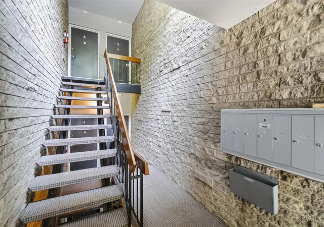 3rd image of 399 W Galbraith, Cincinnati, OH 45215